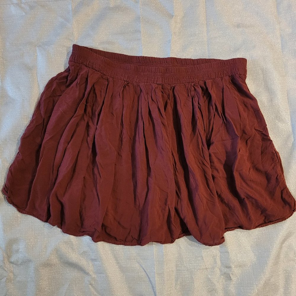 Brandy Melville maroon skirt